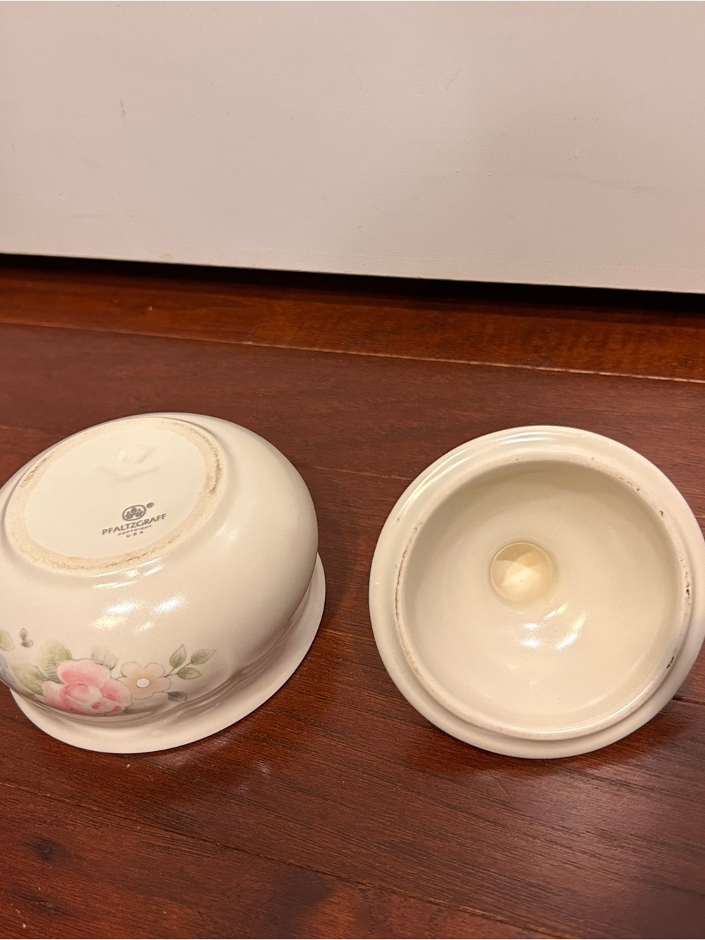 Vintage Pfaltzgraff Tea Rose Butter tub or spice/sugar tub and Lid - Picture 6 of 12